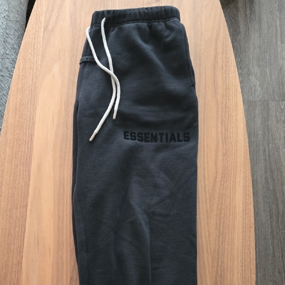 Essentials Fear Of God Blackl Joggers with Drawstring - Picture 6 of 8